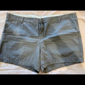 Merona gray short very good condition